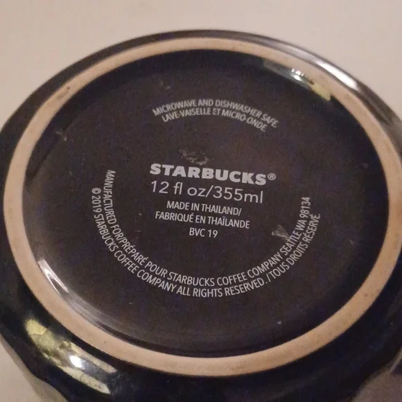 Starbucks 2019 Shiny Mirrored Black Mug - Picture 4 of 7